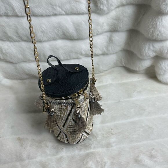 Mini tassels bucket bag beige ,brown and black with gold tone chain strap - Picture 1 of 7